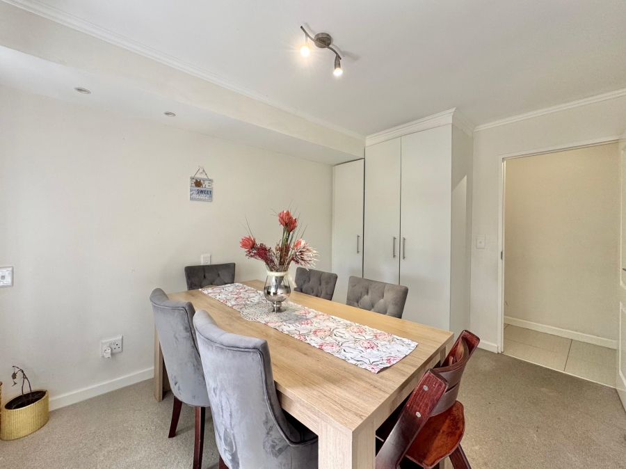 3 Bedroom Property for Sale in Kenilworth Western Cape